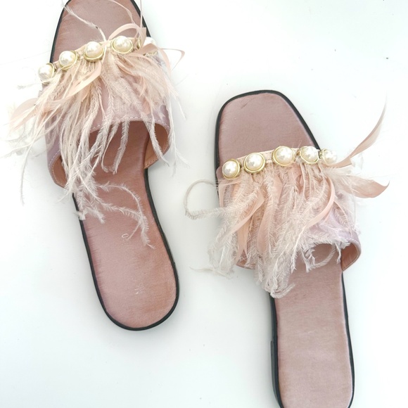 Satin, Pearls and Feather Slides - size 39 - Picture 3 of 4